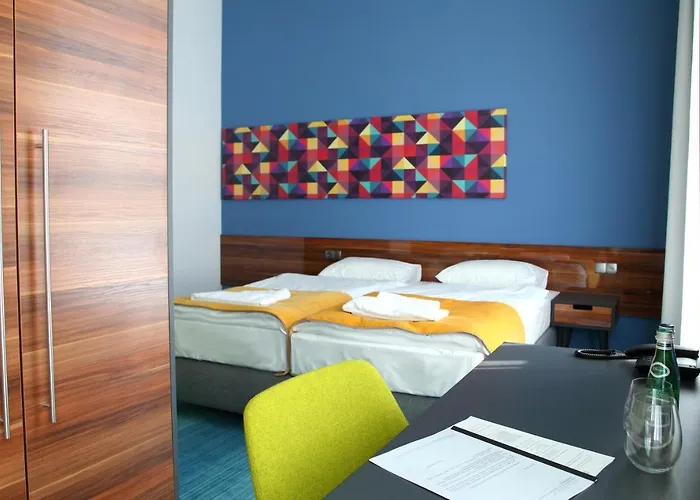 Arche Tobaco 3* Лодзь